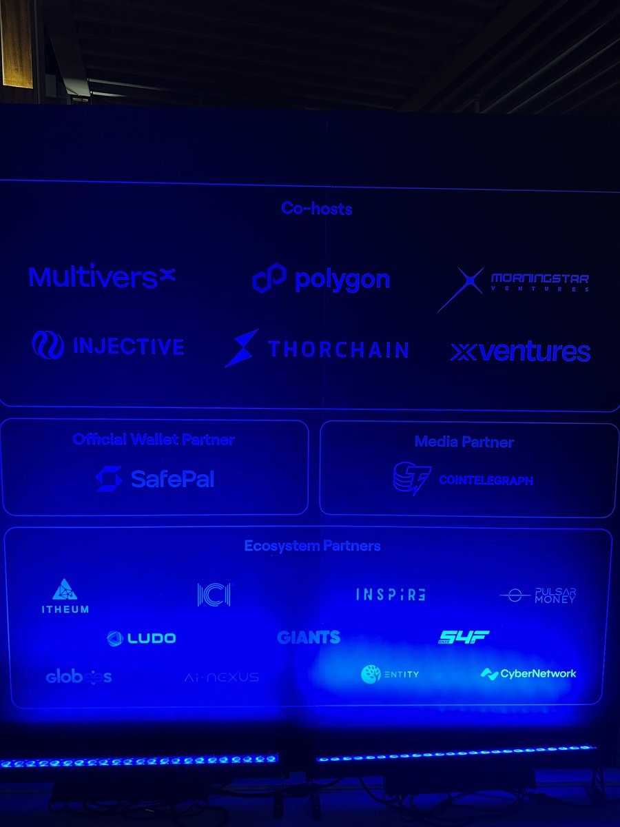 AntonioEnache1's tweet photo. Amazing night with @MultiversX team and community ๐ฅ
Future look amazing ! #sense4fit #multiversx https://t.co/YPLg6kmnRX