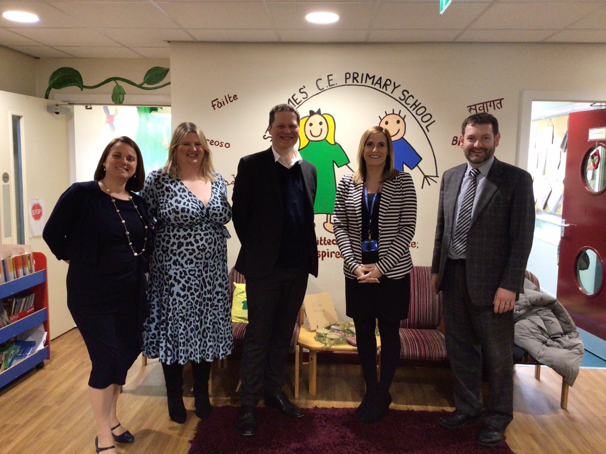 Lovely to welcome the staff from Stanley Road @stanleyroadol9 this morning to @StJamesChorley Always a privilege to chat and discuss all things education with you! @primarypercival