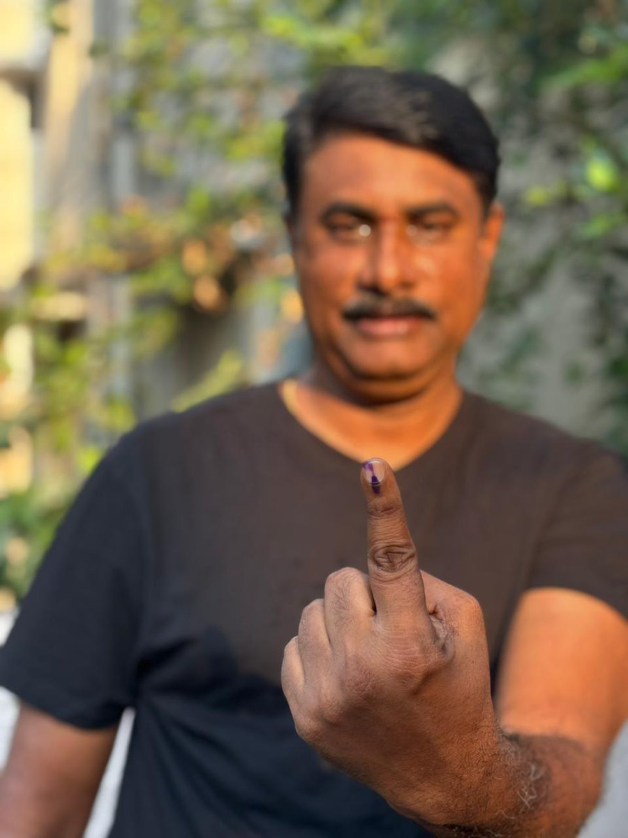 DrKSSekar's tweet photo. என் 'மை', 
என் கட'மை', 
என் உரி'மை', 
என் பெரு'மை', 
என் வலி'மை', 
என் ஆளு'மை', 

என் வாக்குரி'மை', 
வறு'மை' ஒழிய, 
சகிப்புத்தன்'மை' ஓங்க, 
மதச்சார்பின்'மை' நிலவ, 
சாதிக்கொடு'மை' அகல, 
அடி'மை'த்தனம்  அழிய, 
வேலைவாய்ப்பின்'மை' ஒழிய, 
வள'மை'யான, வலி'மை'யான பாரதம் அ'மை'ய, https://t.co/HwJvKcoMSs
