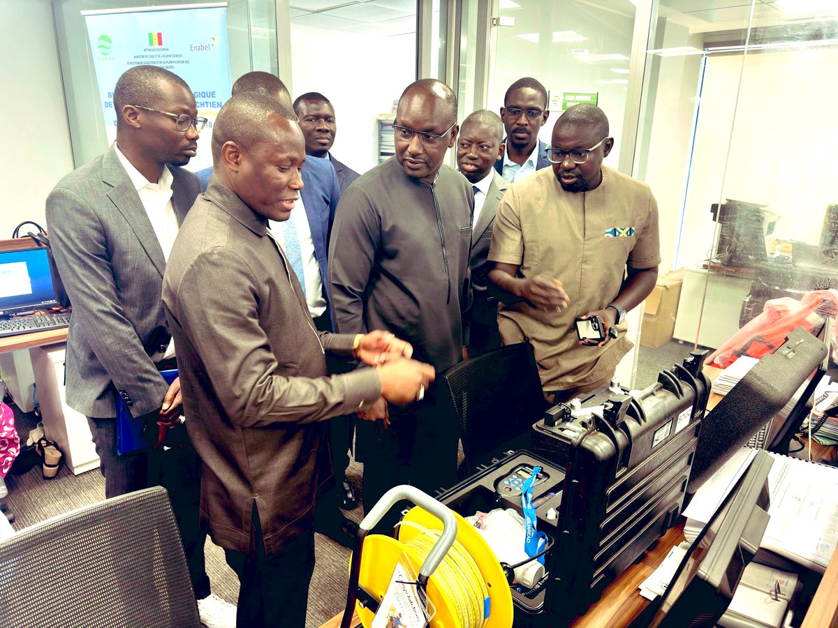 Pôle Eau Dakar tweet media