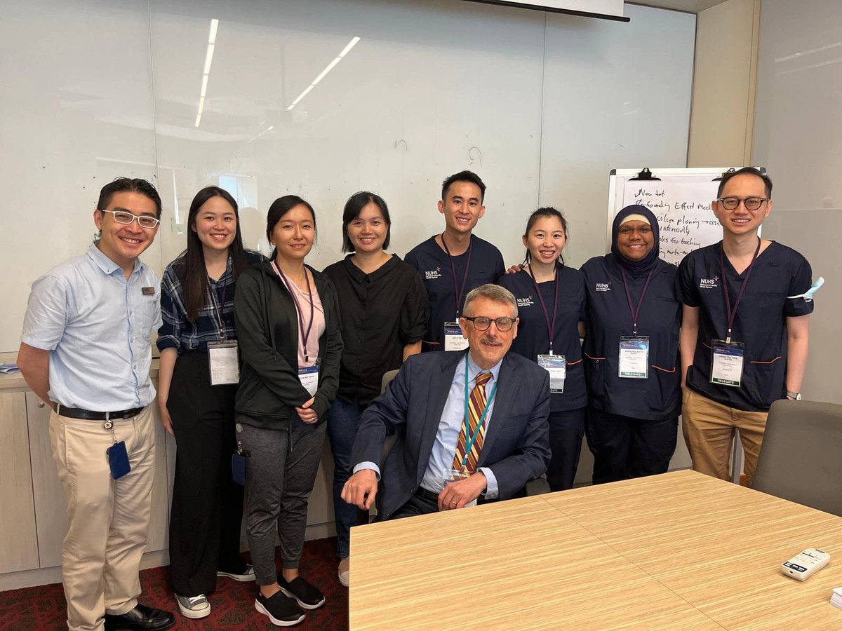 Had an awesome time learning from the #EvidenceBasedMedicine guru Prof <a href="/GuyattGH/">Gordon H. Guyatt</a> ! Such an honour to be able to spend the past few days listening to his lectures and discussions!😃 #APEBMN2024