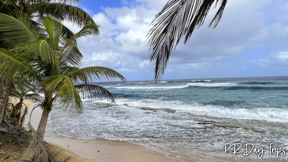 Good Morning from #PuertoRico - Cloudy Day At The Beach #estaesmiisla