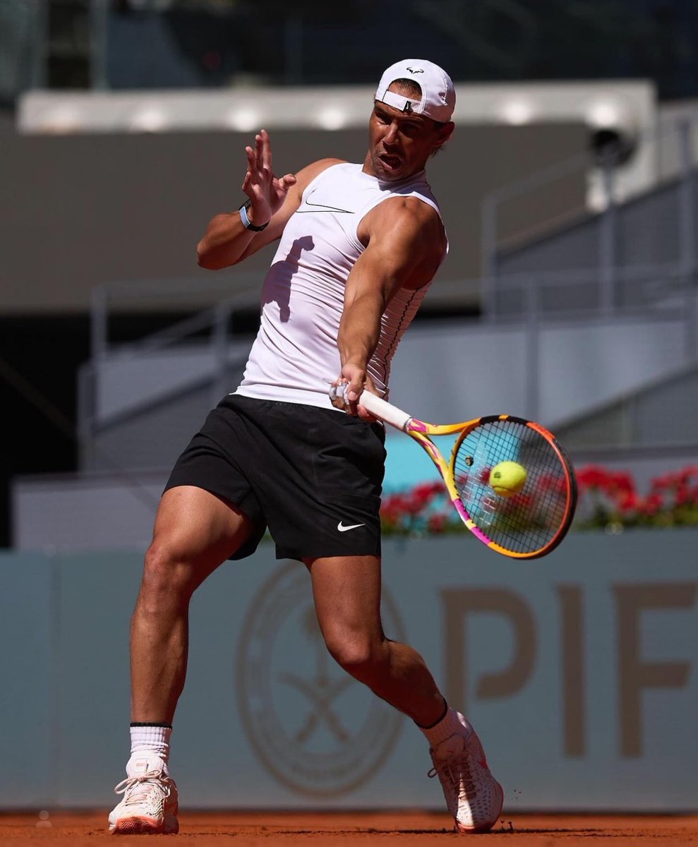 🇪🇸 First hit in Madrid for the 5-time champion Rafael Nadal 📸 Mutua Madrid Open IG