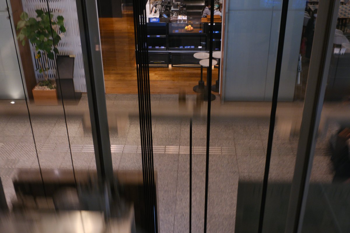 prettypopmusic's tweet photo. Going down
#fujifilm #xt5 #city #incide #elevator #night https://t.co/sJG9QScouO