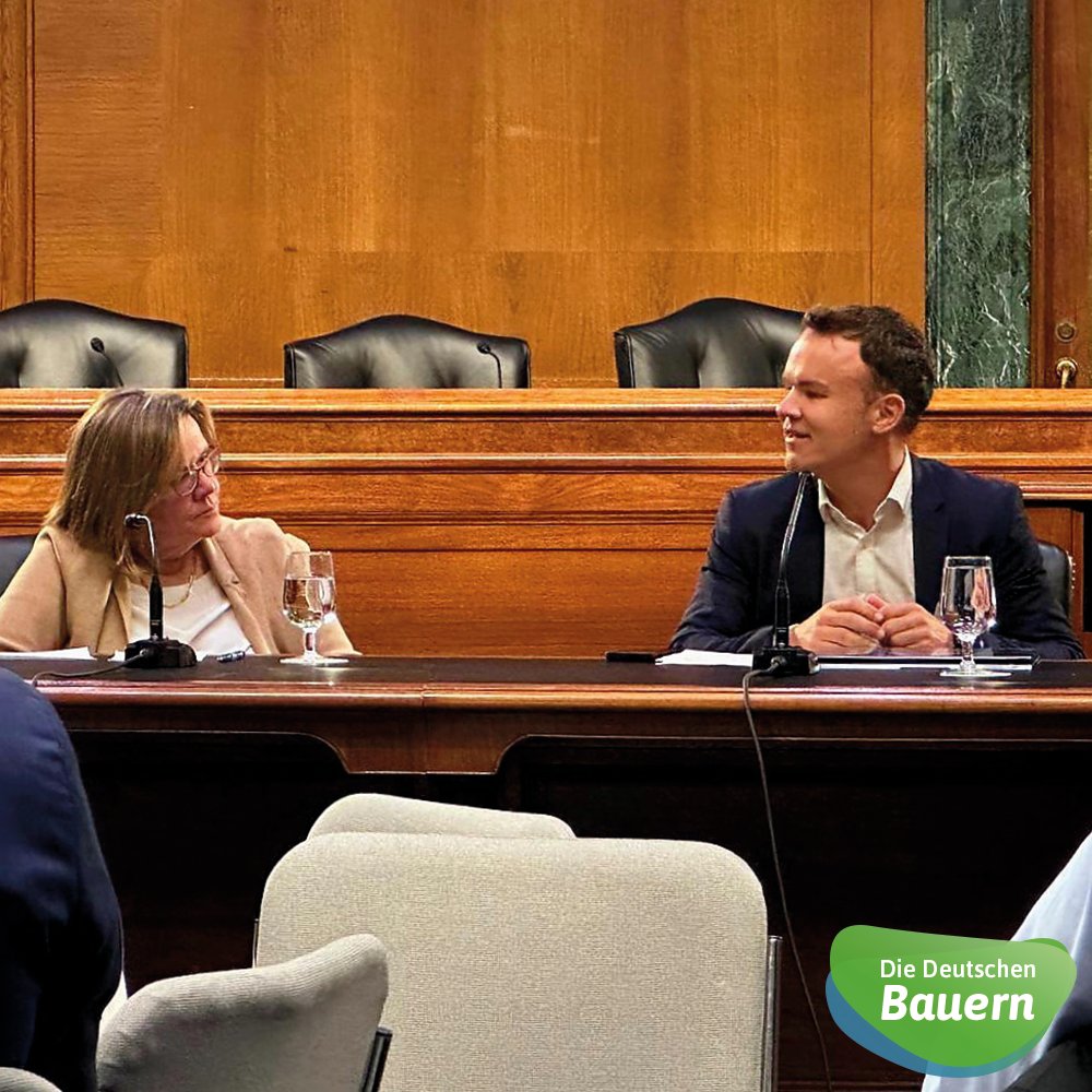 Bauern_Verband's tweet photo. Mal wieder international unterwegs. Auf Einladung des @ACG_USA führte der DBV diese Woche in Washington DC Gespräche mit dem @FarmBureau, der Ernährungs- und Landwirtschaftsabteilung @GermanyinUSA und mit den Verantwortlichen des deutsch-amerikanischen Agraraustauschs @ACG_USA. https://t.co/JDZFSN90TB