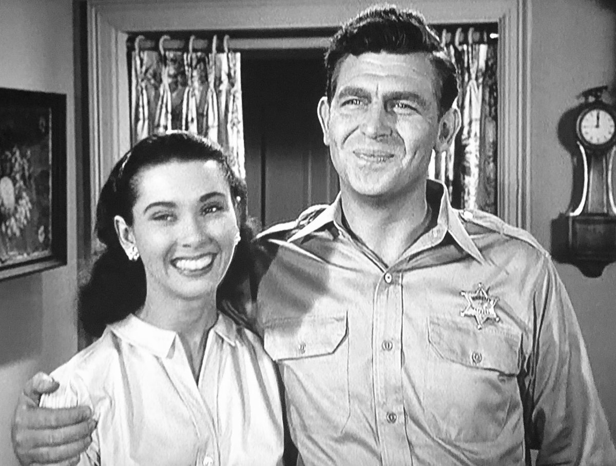 Happiest of birthdays to the beautiful and talented Elinor Donahue. Talk about a smile that lights up a room! Cannot imagine classic television without her.