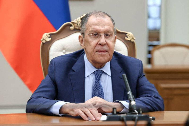 🇷🇺 L'essentiel de l'interview radio du chef de la diplomatie russe Sergueï Lavrov : ▪️Moscou est prêt à négocier, mais tout dialogue avec Zelenski est dénué de sens. ▪️Pour la Russie, la Suisse ne convient pas comme intermédiaire sur la crise ukrainienne, car elle s’est avérée…