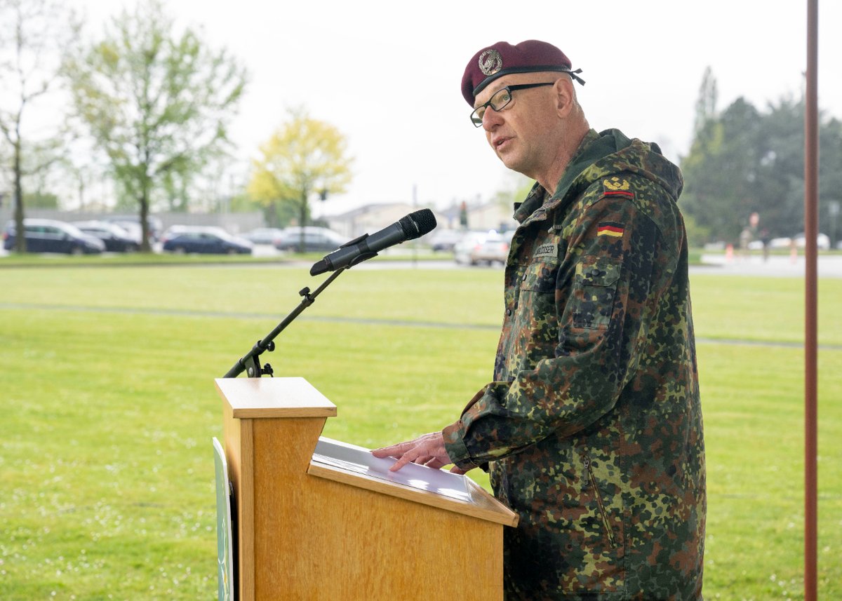 Presided by DSACEUR Admiral Blount, this Friday at SHAPE we celebrated the ceremony for NATO's NCISG change of command 🎖️ Major General Frank Schlösser handed over command of NCISG, one of NATO's largest ACO units, to Major General Jürgen Brötz 🤝 #WeAreNATO | #StrongerTogether