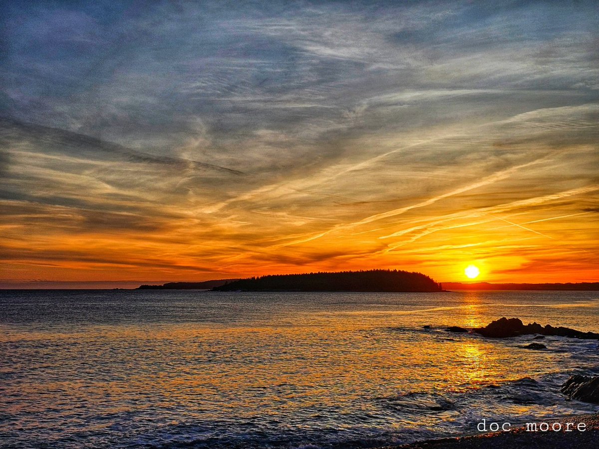 Last light of early March at Barnaby Head trail at New River Beach, NB...

@DestinationNB @ExploreCanada #potd @ShiftNB @CTV_Liveat5
@TourismeNB #ExploreNB @YourMorning #Canada @fundystartshere 
@weathernetwork #NewBrunswick @CBCNB @Global_NB