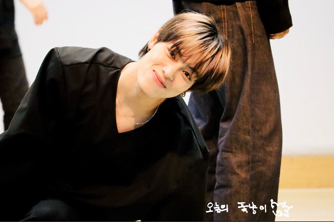 20240417 에버라인 대면
요리조리 안보인긴 했다 

#주안 #JOOAN #TAN #티에이엔