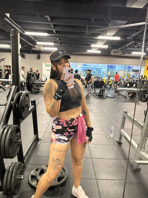 Gym 💪🏽 https://t.co/dhQfReYjZe