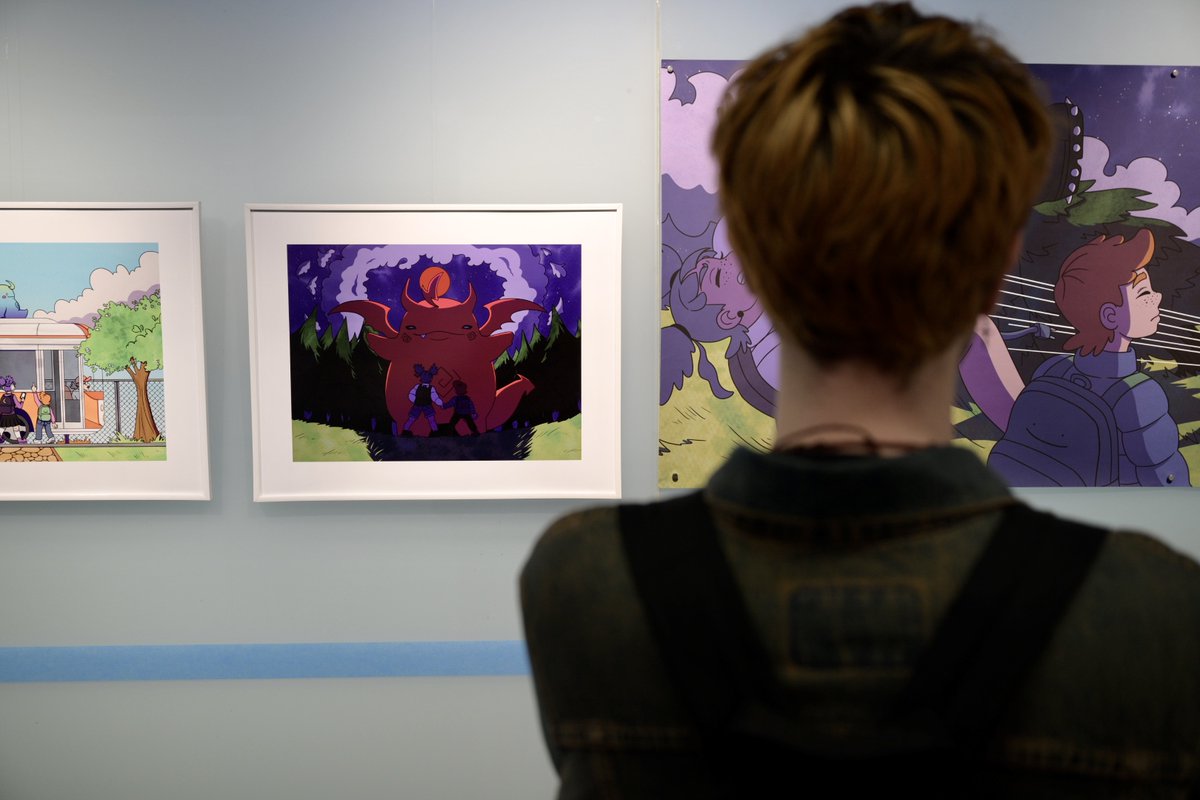 🖼️ Les obres formen part dels projectes finals del CFGS d’Il·lustració de l’escola.
🚏🚍La idea era crear un llibre il·lustrat sota el concepte inspirador de la parada #busbcn com a espai d’espera i de confluència entre persones, sovint desconegudes.
👉noticies.tmb.cat/sala-de-premsa…