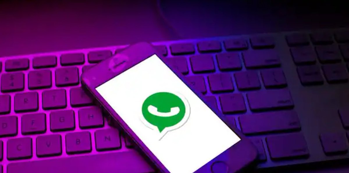 AsianetNewsEN's tweet photo. WhatsApp update: Meta introduces AI Chatbot on messaging app; Here's how you can use it

#MetaAIChatbot #MetaAI #WhatsappUpdate #Technology

https://t.co/9PGhJ1Orwx https://t.co/sDIDIN8ctw