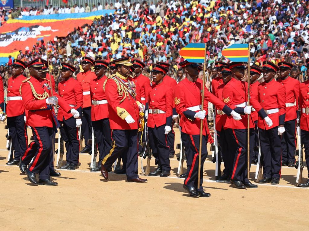 His Majesty King Mswati III at Mankayane Sports Ground for the King’s birthday celebrations.
#HMK56
#Nkwe