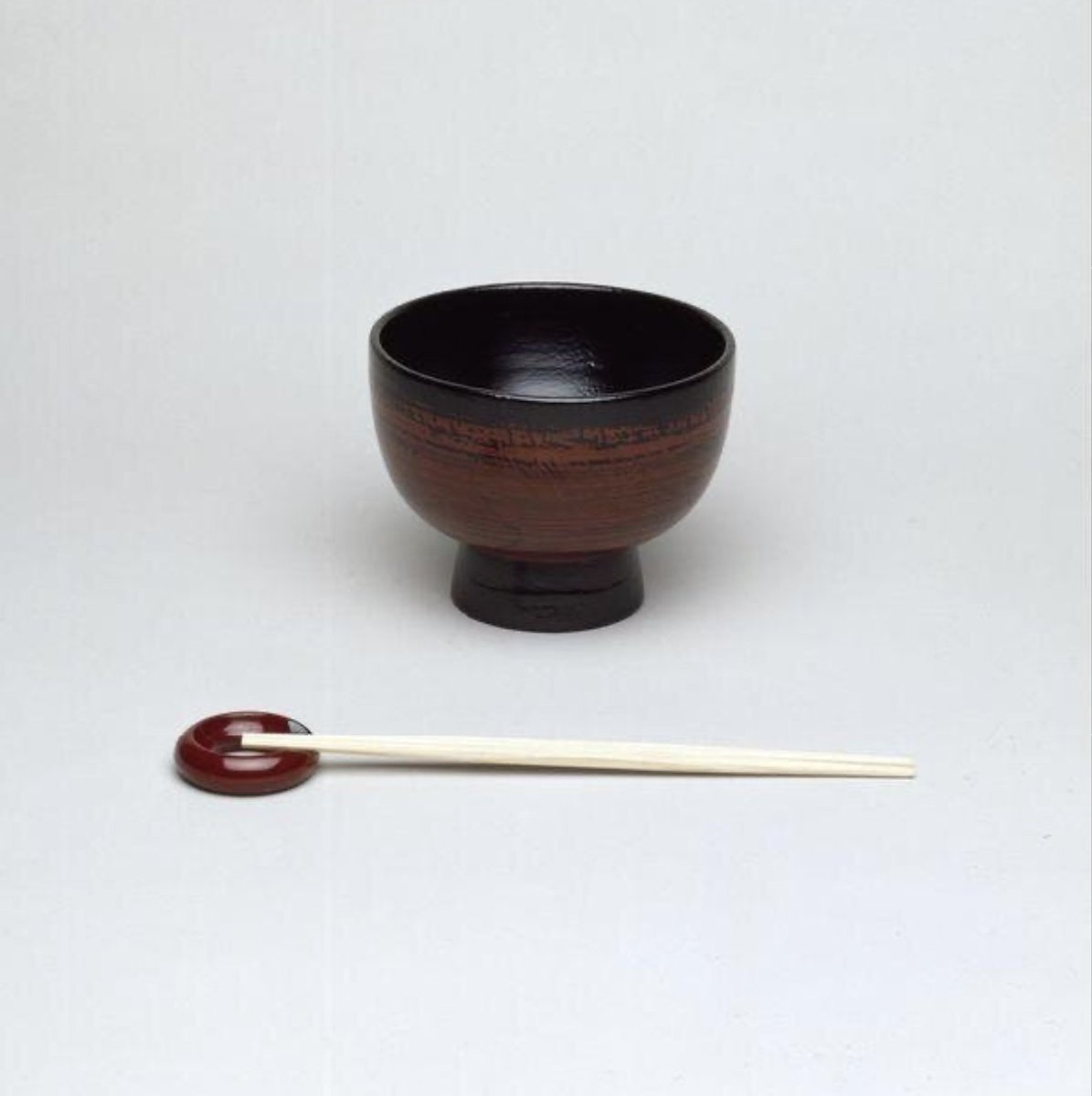 In partnership with Circle of Japanese Art London, we will host a zoom lecture with Masami Yamada @V_and_A exploring the impact of the recent earthquake in Noto Peninsula on Japan's lacquer industry. Join us on Wed. 8 May at 12.00pm (BST). Register now 👉 loom.ly/FCRRPKc