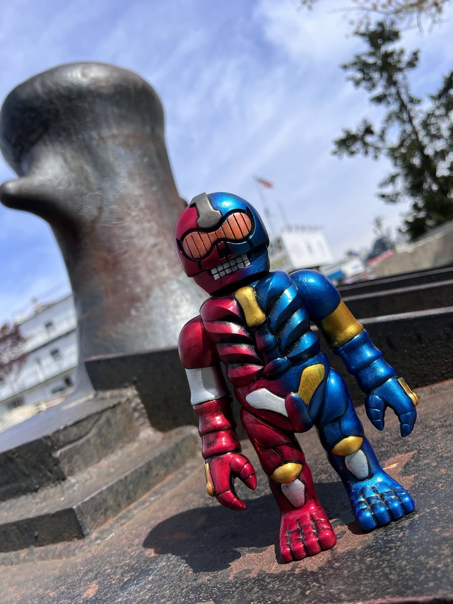 RickyTo828's tweet photo. ⚡️🔴電光石火🔵⚡️

#realhead #真頭 #真頭不滅 #真頭玩具 #realxhead #RxH #RHND #realhead_mori #sofubi #sofubitoy #sofvi #sofvitoy #madeinjapan #マニイチロー #電光石火 #rto77 #vessel #vesselnyc #pier84 #pier84nyc #pier84hudsonriverpark https://t.co/mKyPvEl0ot