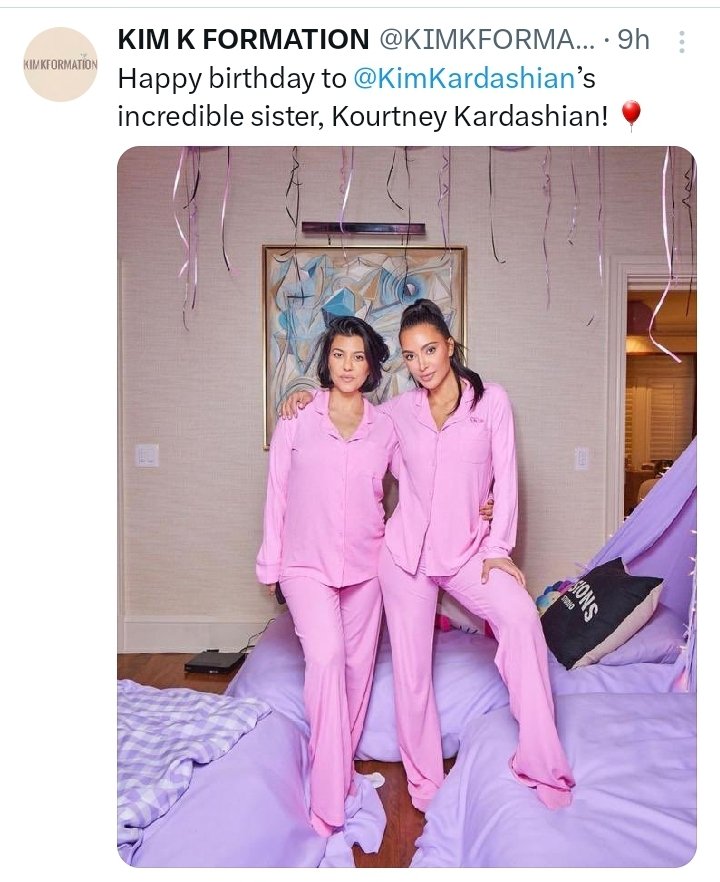 #thekardashians  #kourtneykardashian  🩷🩷🩷🩷🩷🩷🩷🩷 To the most powerful one! The most incredible one! The most powerful one! The most favorite one! And the most fabulous one! 🎂🎂🎂🎂🎂🎂🎂🎂