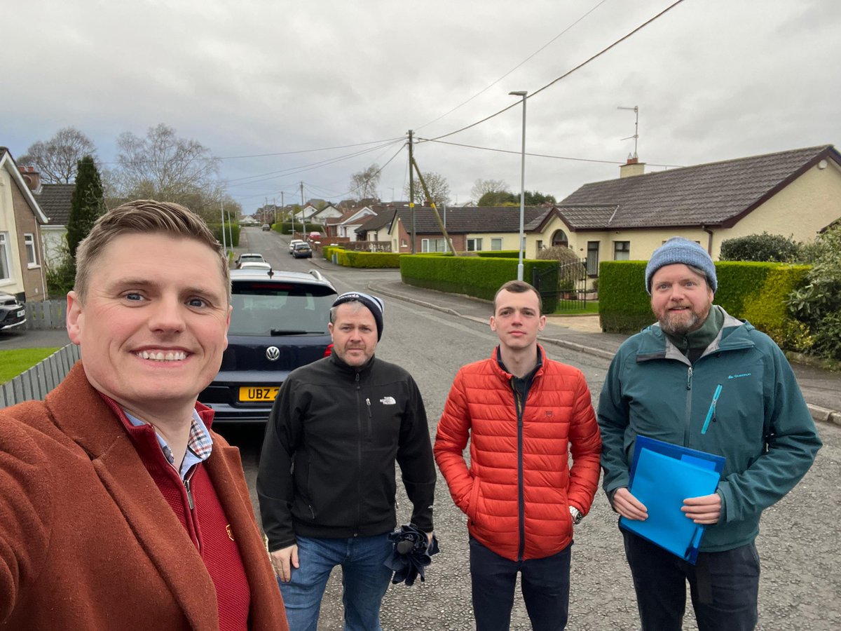 It was great to get out in the Lough’s in Carryduff last night Great engagement with residents on the doors regarding traffic management issues, bins and most important of all progress on Lidl! 🙌