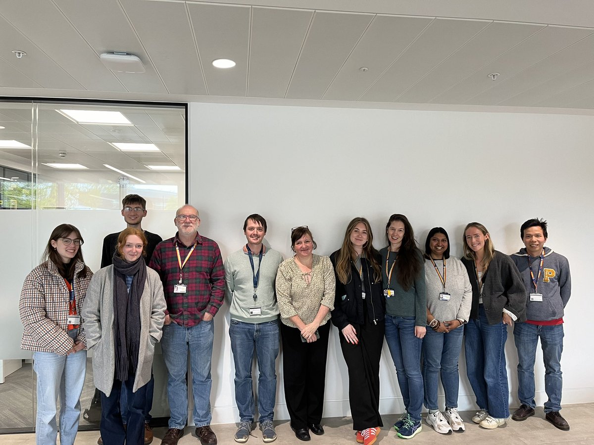 Carroll_Lab_Ox's tweet photo. We were delighted to host @emcat1 @CVRinfo today who gave us a fantastic talk on her work on emerging viruses in Uganda! https://t.co/ClOSUspwaf