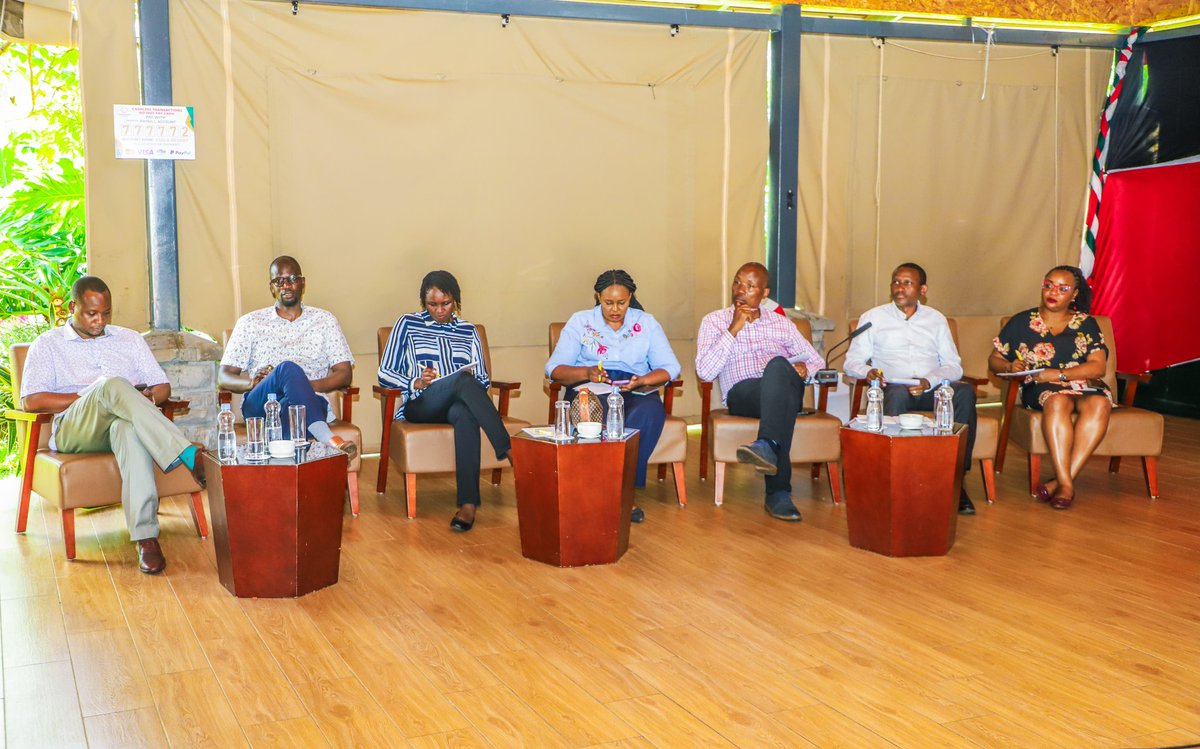 GDUDelivery's tweet photo. The team was led by Ag GDS Head, Lee Kyonze, OGW @letuky. The engagement sought to sensitize the National Government &amp; relevant state organisations on what collaborations they can have with @FAO to boost food security and nutrition at the county level 2/4 https://t.co/N27ES05659
