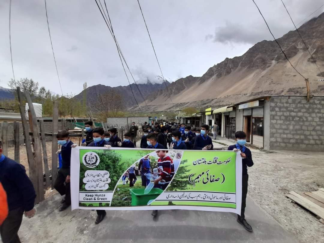#CleanlinessCampaign!

On directives of Chief Secretary #GilgitBaltistan cleanliness campaign held at Central #Hunza in collaboration with the concerned stakeholders.
