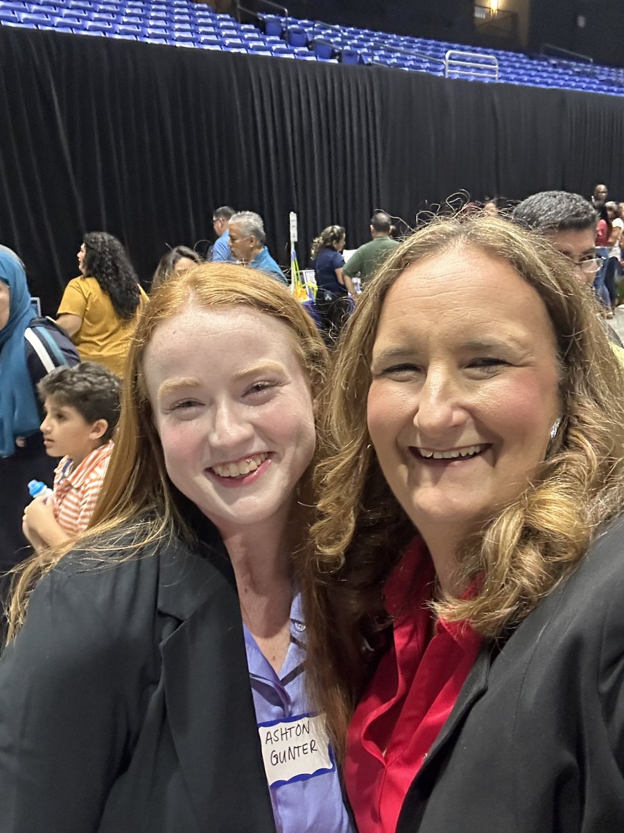 Wednesday night while working our district job fair this precious candidate stood in my line! One of my fourth grade students all grown up! She is also my sorority sister-  <a href="/UHPhiMu/">Phi Mu ♡ Alpha Pi</a>! Now- she wants to come back and teach! #rememberyourwhy <a href="/PhiMuFraternity/">Phi Mu Fraternity</a> <a href="/CyFairISD/">Cypress-Fairbanks ISD</a>