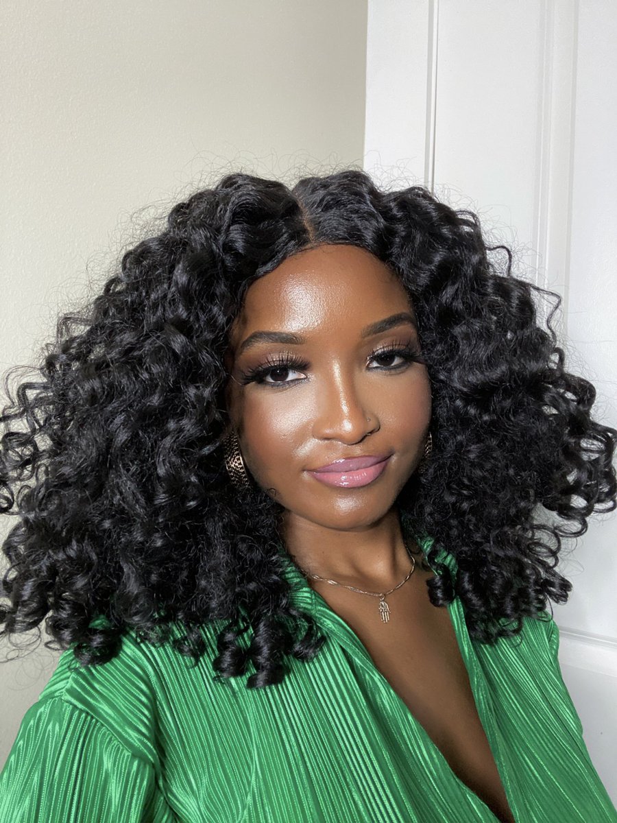 kimmyworld216's tweet photo. spring makeup look🤎💫

Product details listed on IG #linkinbio #springmakeup #makeup #makeuplook #fentybeauty https://t.co/ccGjTretQG