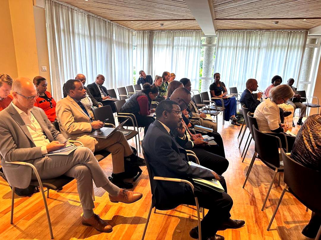 A brilliant discussion about common and #AfricaNordic interests for peace and security, during the launch of @nupinytt and @NordicAfrica report. Thanks to @SweAmbETandAU; @NorwayinAddis