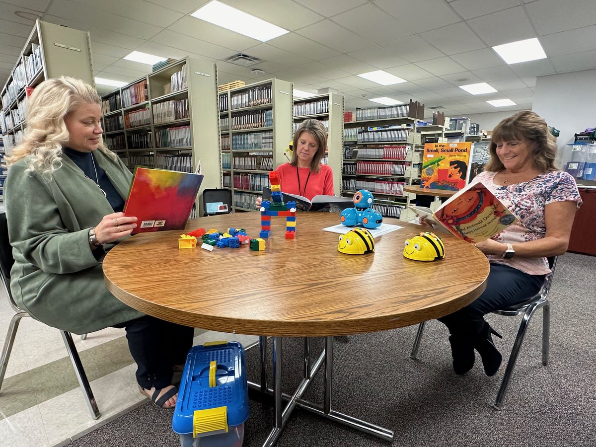 In recognition of National School Library Month, HFM BOCES is shining a spotlight on its School Library System and the vital role it plays as an educational resource for students and staff across the region. 🔗 READ MORE: bit.ly/3QboHtb