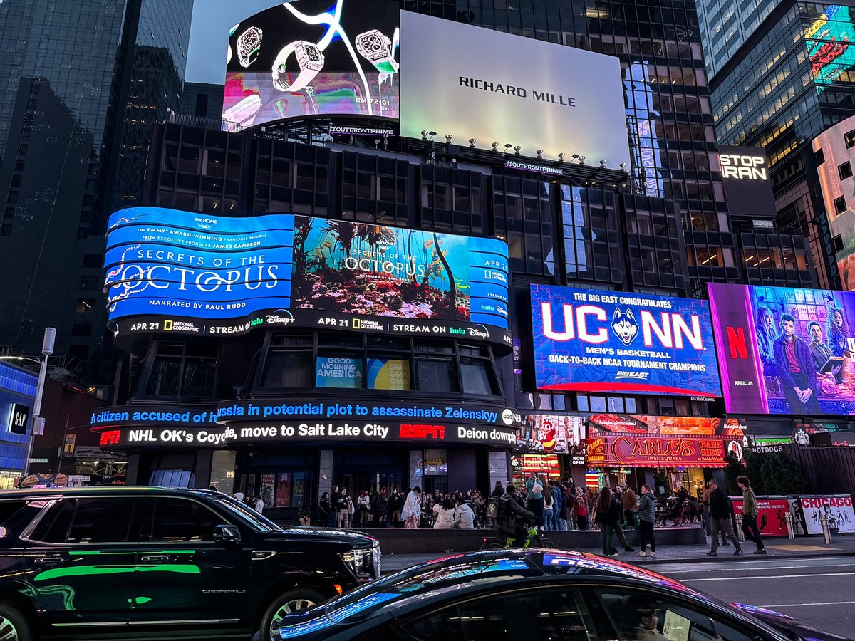 I stopped by Time Square in New York City to see 'Secrets of the Octopus' on the billboards! The series will be available on Nat Geo TV on April 21st and on Disney+ / Hulu on April 22nd #secretsoftheoctopus #natgeotv