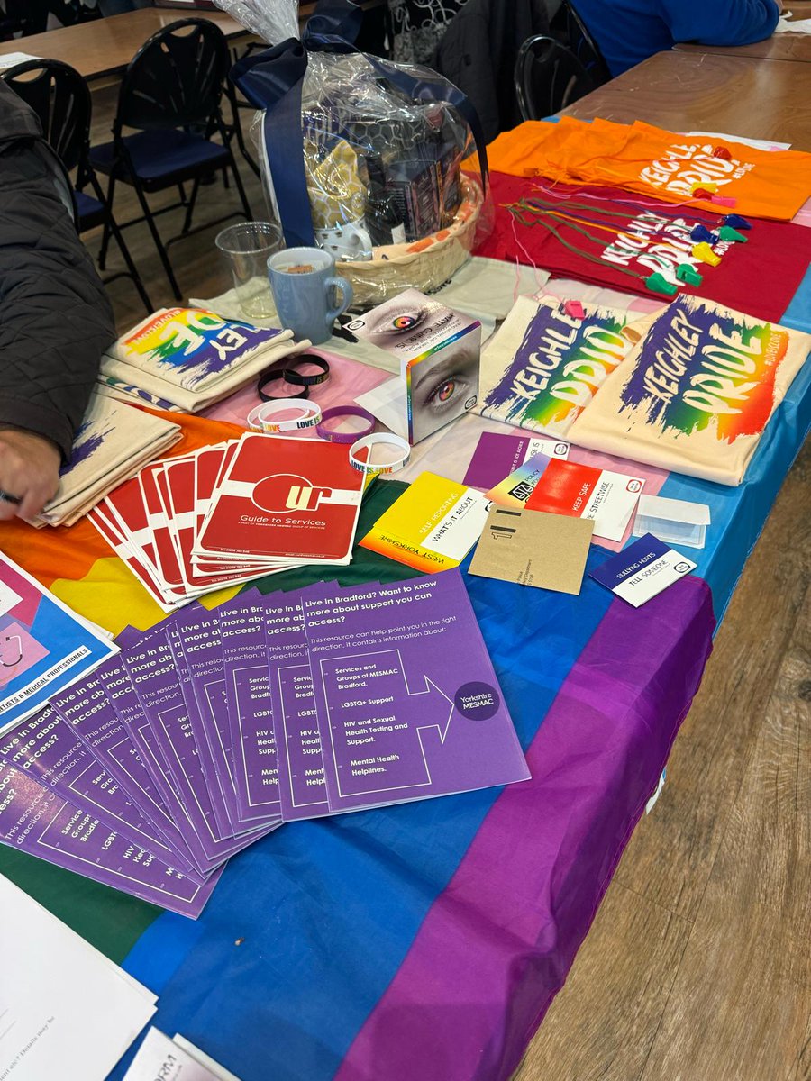 We joined the team @KeighleyPride @KeighleyCouncil Community Showcase event @ Keighley Civic Centre to promote the services MESMAC can offer to communities. We're looking forward to joining Keighley Pride, Aug 10 this year. 🏳️‍🌈🙌 For more info: mesmac.co.uk/our-services/b…