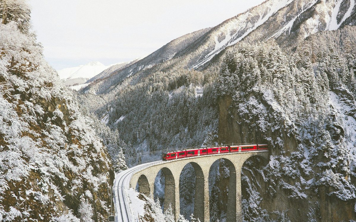 Chamonix All Year tweet media