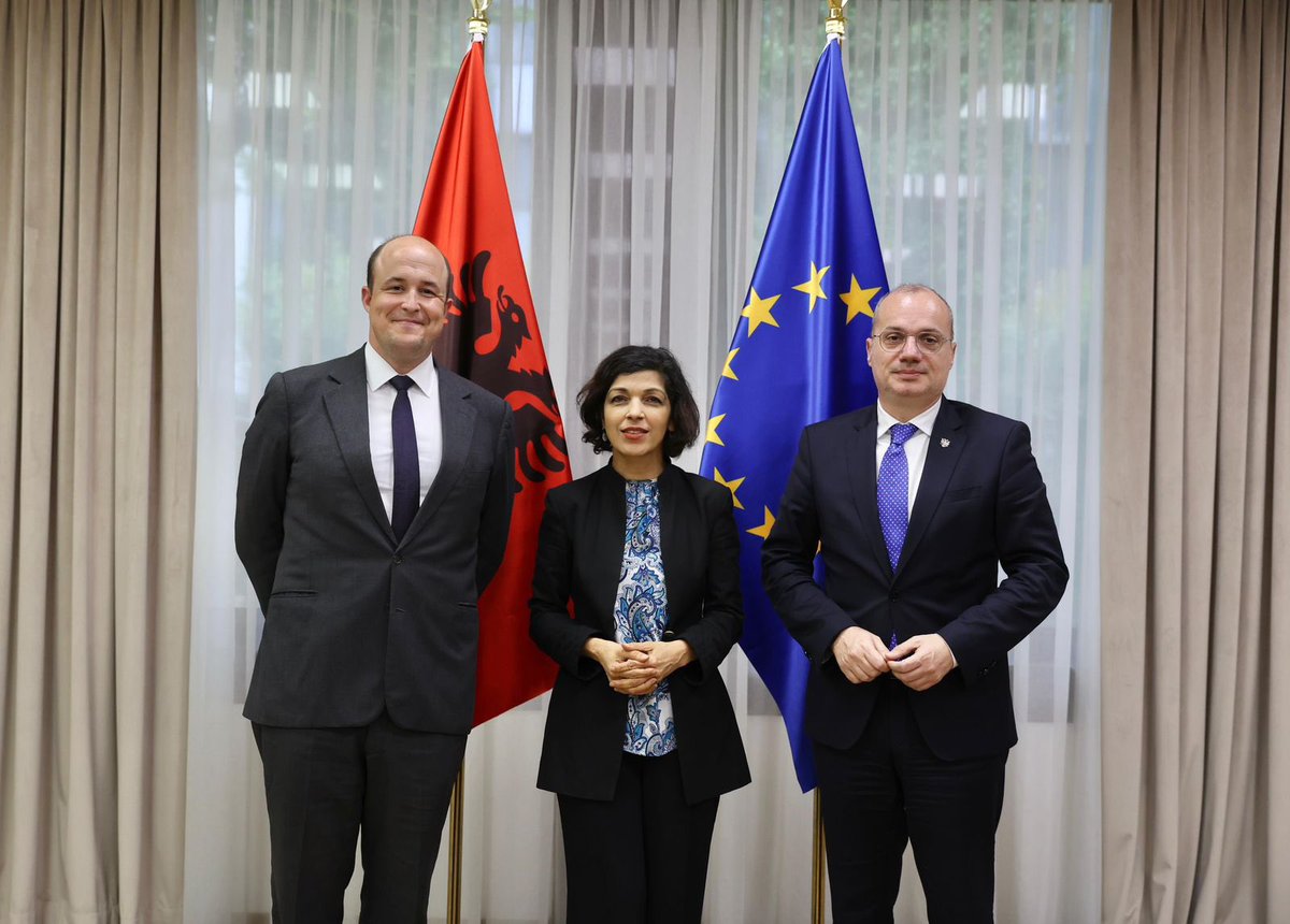 Minister for Europe and Foreign Affairs @IgliHasani met with US Special Envoy for Afghan Women and Girls, Rina Amiri @SE_AfghanWGH. Albania remains committed to continue the cooperation with the USA to protect Afghan women and girls”s right. Now, as a member of the Human…