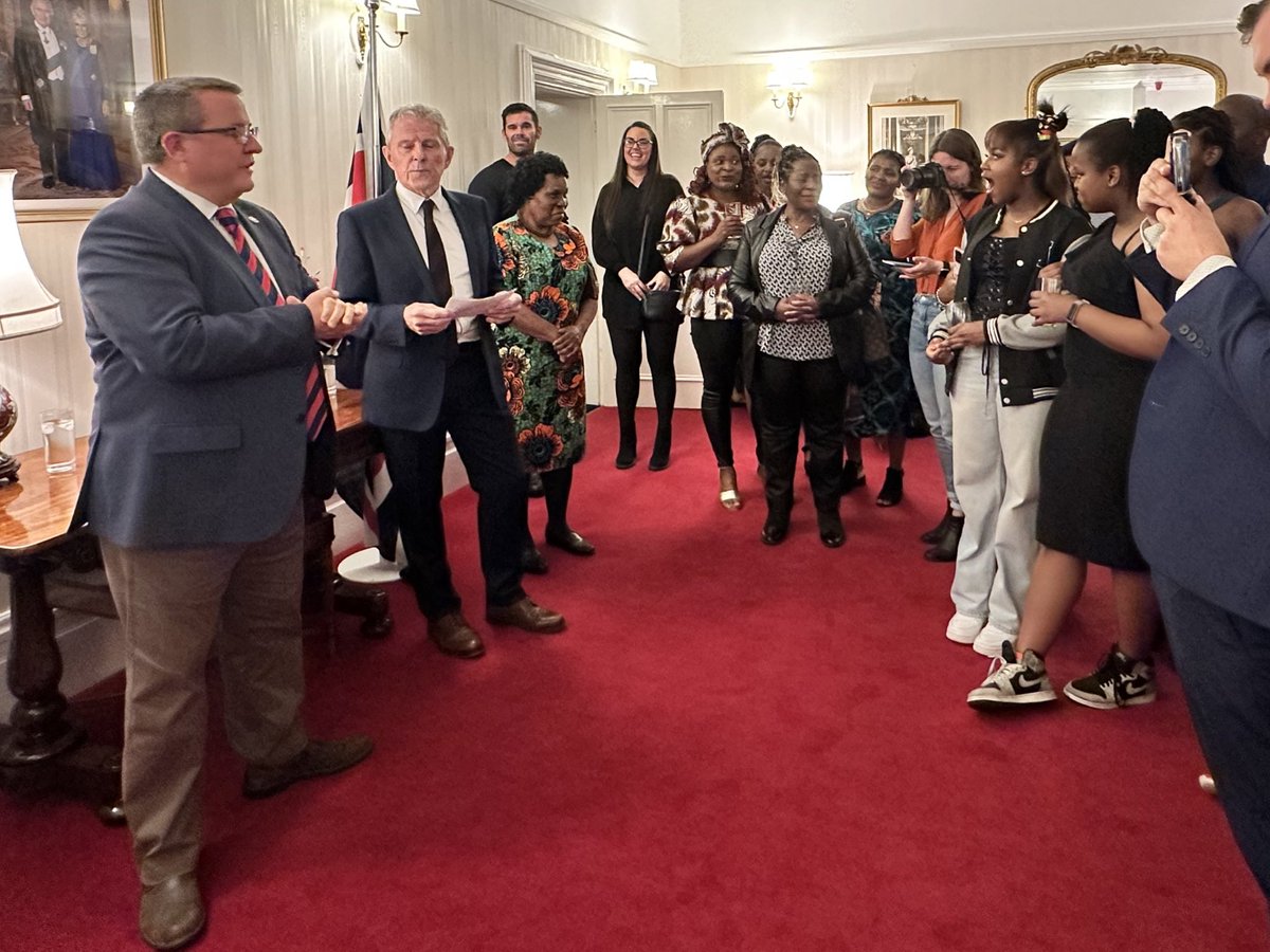 His Honour the Acting Governor hosted a reception at Government House celebrate #ZimbabweIndependenceDay 🇿🇼 After their incredible work to clear landmines in the #Falklands from 1982, many deminers and their families from Zimbabwe have since made the Falklands their home. 🇫🇰🇿🇼