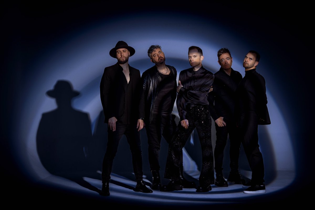 «Y NO LO VES» | 26/04/2024 ⏳🔜

Una semana para que vea la luz nuestro segundo single. ¡Ganas de que lo escuchéis! 🫣❤️‍🩹 Ya se puede hacer pre-save. 🤜🤛 links.altafonte.com/ynolovesembust… 

📷 Juan Pérez-Fajardo

#YNoLoVes #YNoLoVes26Abril