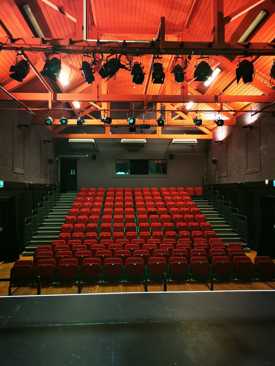Con Murphy (@conmurphymusic) on Twitter photo Tonight we play our first headline show in the beautiful <a href="/LinenhallMayo/">Linenhall Arts Centre</a> and we are 4 seats away from a sell out as I type this. I'm humbled and so grateful and cannot wait to share this version of Otherworld with you all tonight alongside <a href="/alannahharp/">Alannah Thornburgh</a>. Much love â¤ď¸đ Tonight we play our first headline show in the beautiful <a href="/LinenhallMayo/">Linenhall Arts Centre</a> and we are 4 seats away from a sell out as I type this. I'm humbled and so grateful and cannot wait to share this version of Otherworld with you all tonight alongside <a href="/alannahharp/">Alannah Thornburgh</a>. Much love â¤ď¸đ