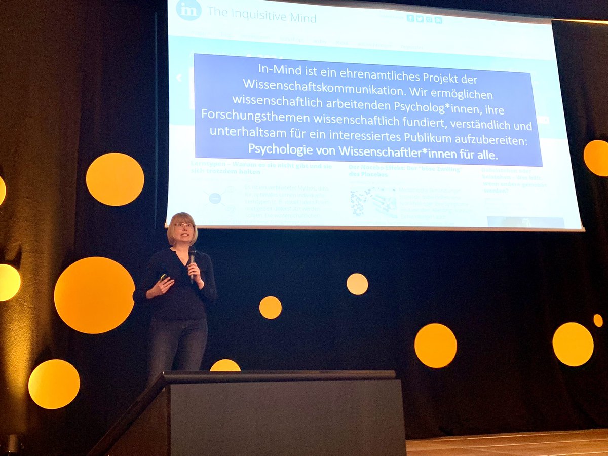BLugger's tweet image. Laura König @LauraMKoenig Gesundheitspsychologin an der @univienna und Mitherausgeberin des Magazins @InMindMagazin erzählt warum sie begonnen hat #WissKomm-Forschung zu betreiben #WissKon24 @nawik @wisskon