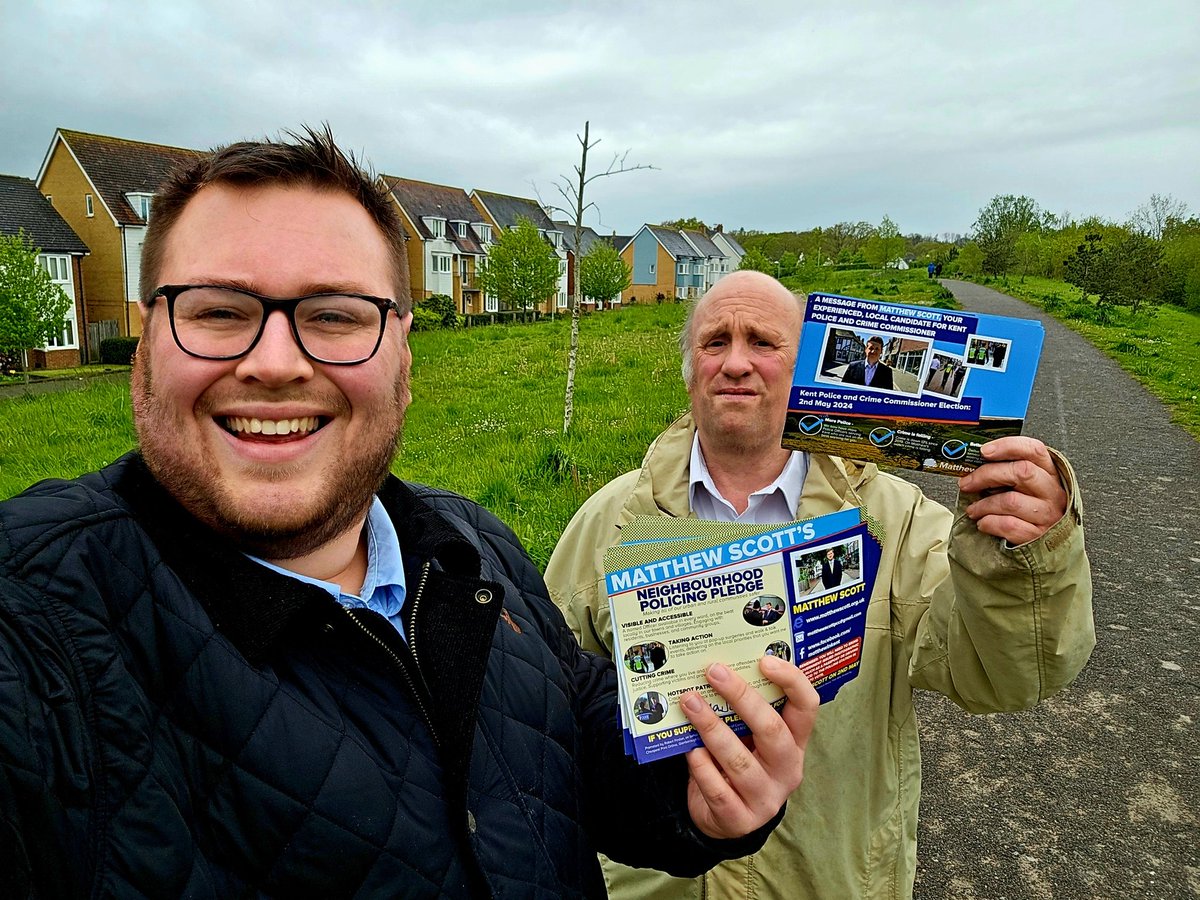 Great morning with Martin in Repton, delivering leaflets from Damian Green MP and Matthew Scott for Kent Police and Crime Commissioner to residents. 

#AmbitiousForAshfordHawkingeandTheDowns #Ambitious4Ashford #AmbitiousForHawkinge #NotJustAtElectionTime #LocalConservatives…