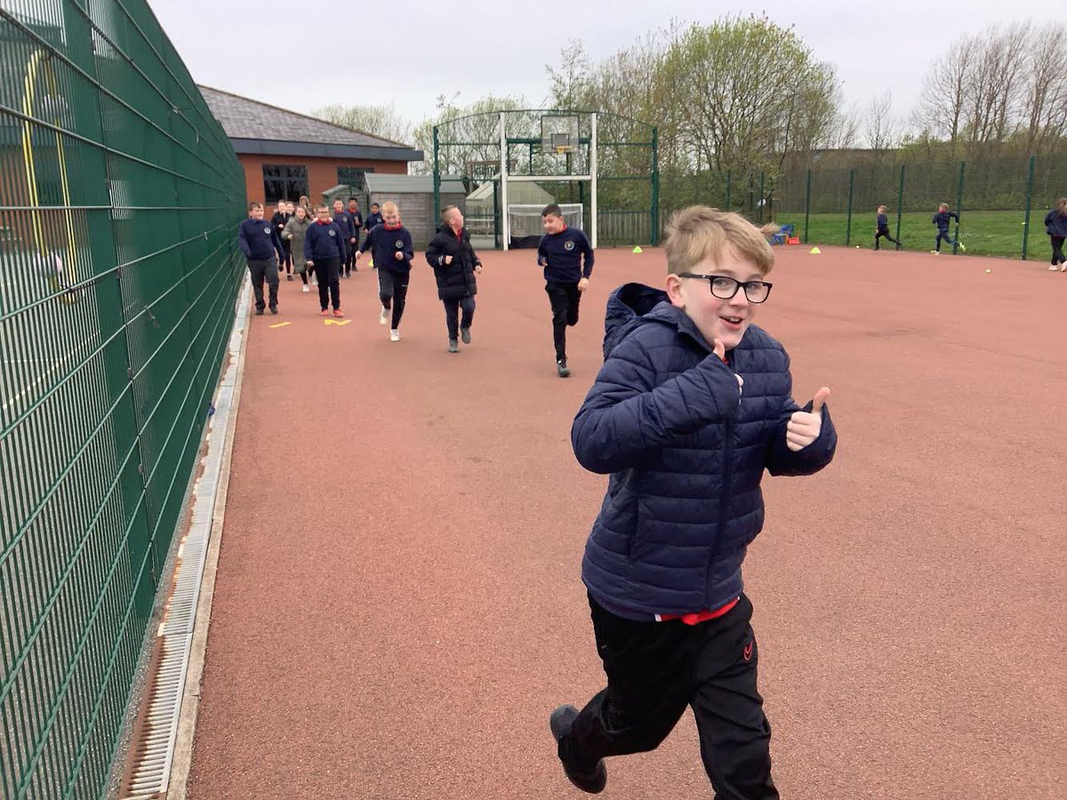 Yesterday, all children in Benton Dene took part in ‘Active Mile Day 2024’. Children and staff completed a mile by either running or walking. We had a great day learning about the importance of physical activity. @bentondeneprim @NorthTynesidePE
