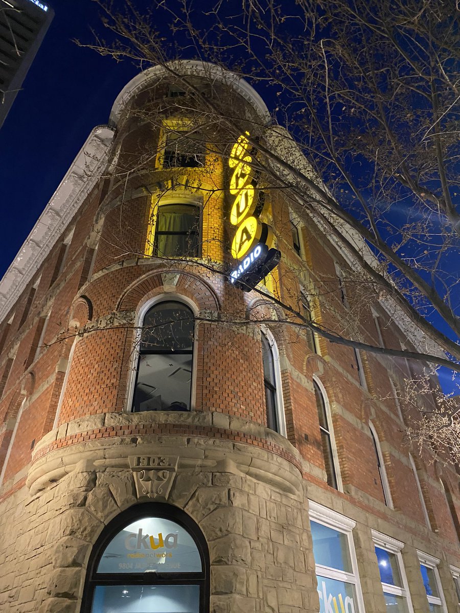 A new day dawns in Alberta! A day which ushers in <a href="/ckuaradio/">CKUA Radio</a>’s #SpringFundraiser at 3PM!!
It kicks off with an in-studio radio party featuring <a href="/LCkua/">LisaCKUA</a>’s #TrafficJams, followed by 9 days of breathless celebration, joy + passionate rallying of the community!!
ckua.com/read/spring-fu…