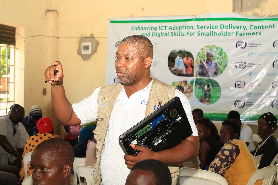 Together with @TechConsults and @UCC_Official we trained farmers in Bunyole (west county) on the Introduction of digital devices and software applications to help them improve their productivity.