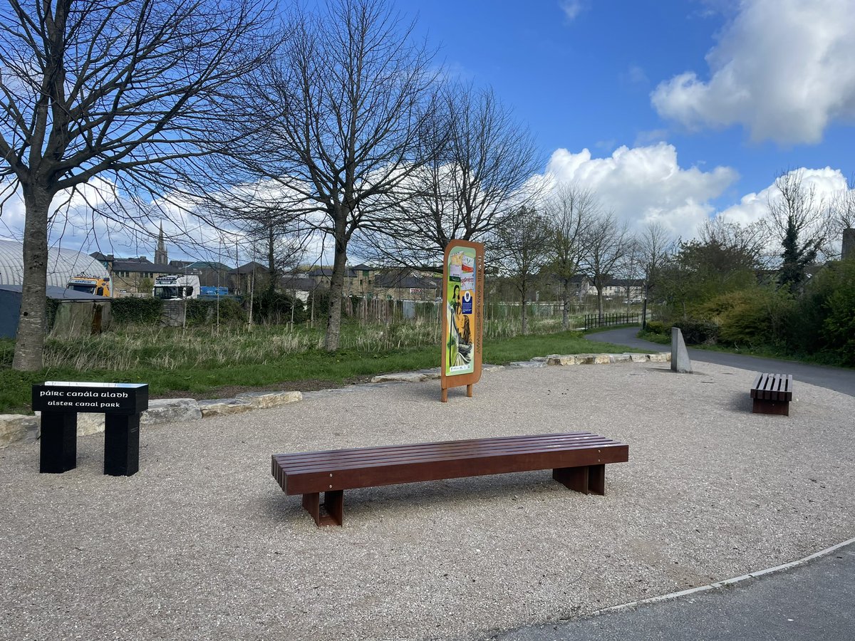 The use & enjoyment of active travel infrastructure is enhanced by adding rest areas & micro parks on routes, like these beautifully designed micro parks on the @MonaghanCoCo Ulster Canal Greenway in Monaghan town. #MyMonaghan #ClimateActionMonaghan