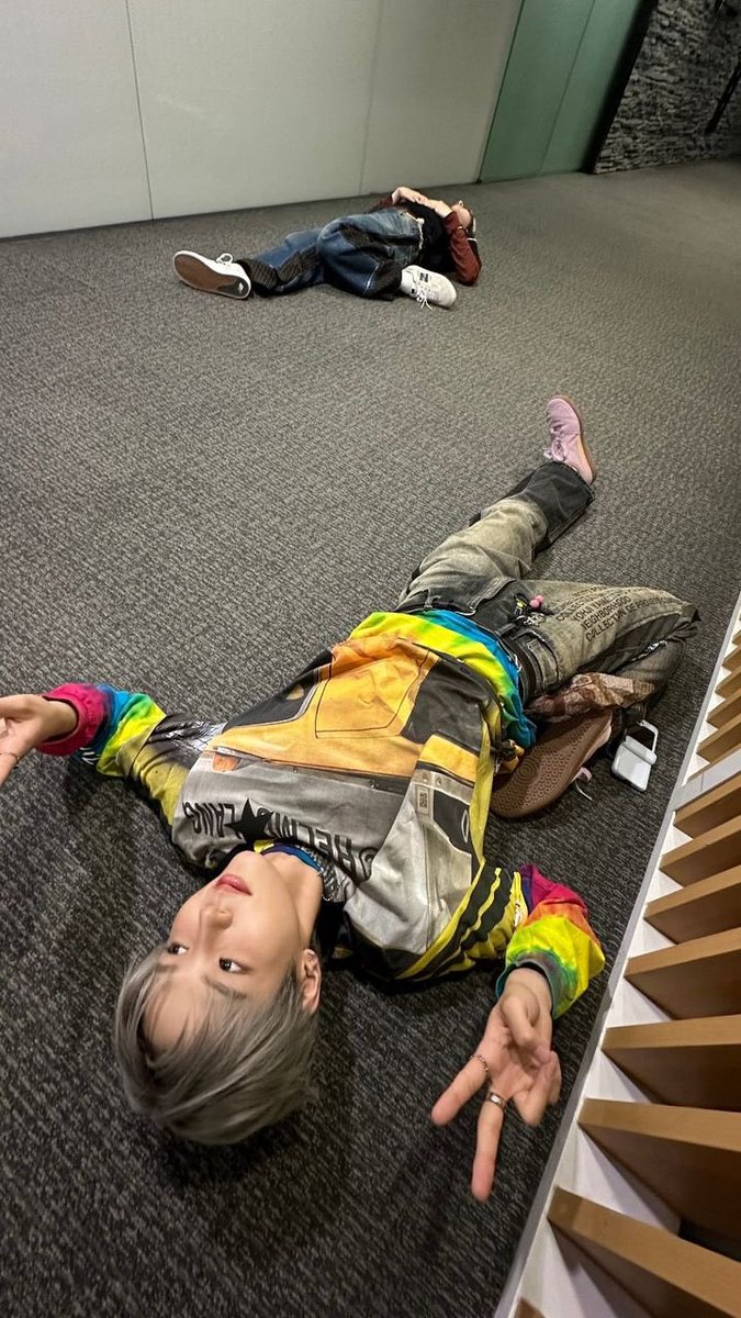 240819 RIIZE’s Instagram Update

🔗: instagram.com/stories/riize_…

#RIIZE #라이즈 #SHOTARO #쇼타로