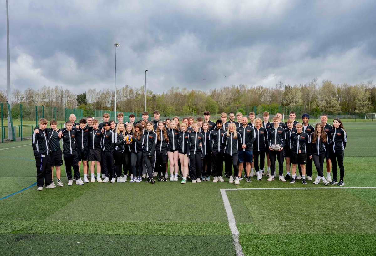 𝗚𝗢 𝗧𝗘𝗔𝗠:𝗡𝗦𝗖𝗚! 💪🔥 Representing both NSCG and the West Midlands in Badminton, Cross Country, Rugby and Volleyball, students from both @nscgnewcastle and @NSCGStafford will be competing at the @AoC_Sport National Championships this weekend at the University of