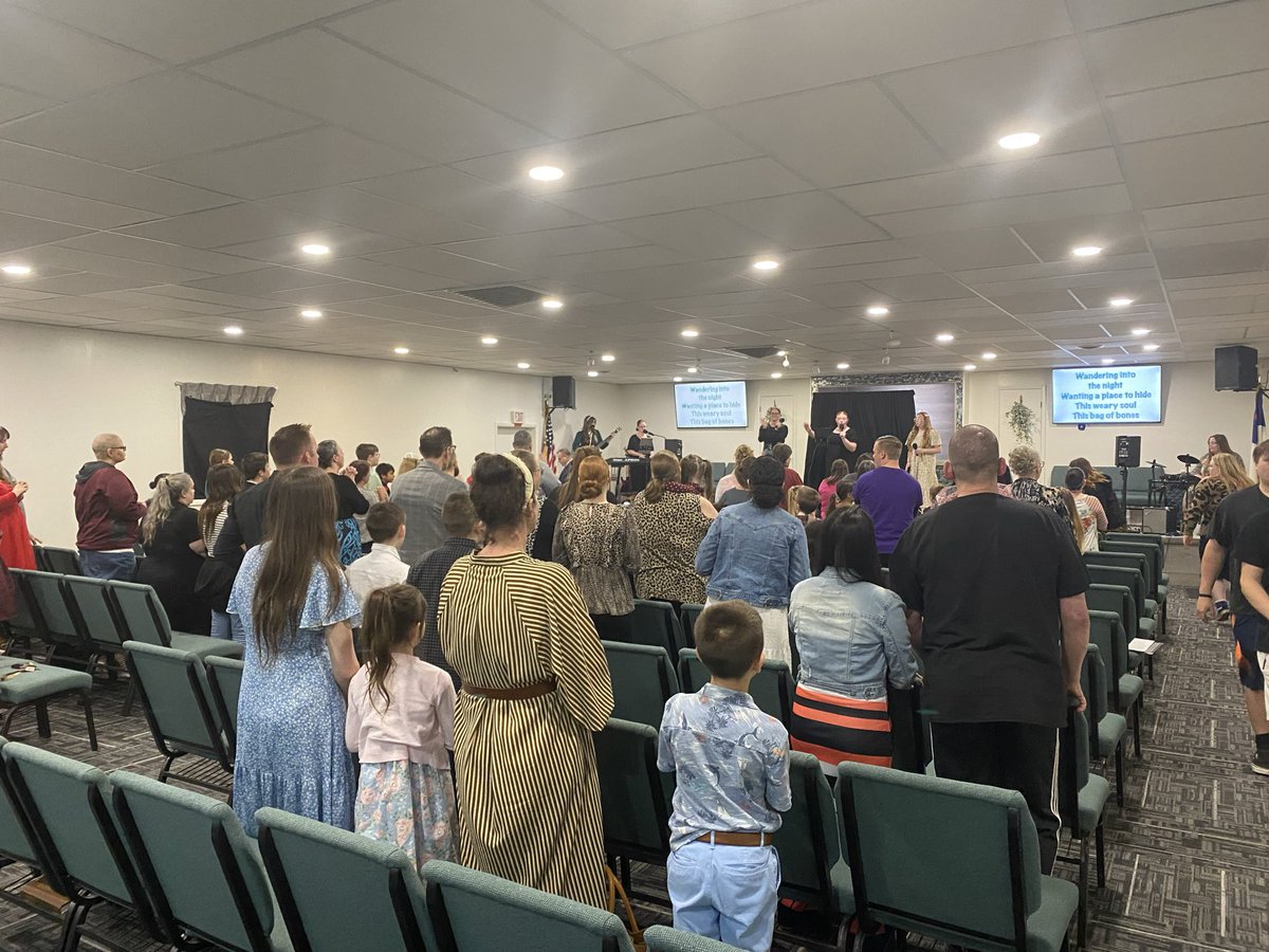 Incredible move of God @ Calvary Tabernacle in Sunbury, PA w/Pastor Dennis Moore, Jr. 22 children were filled with the Holy Ghost at the 1st of 5 services in the PA SOC HG Rallies! @UPCIORG @UPCIYouthMin @UPCIMissions @upcinam @MCMUPCI @KYCM_UPCI @MinCentralUPCI @WDKidz @RMD_SS