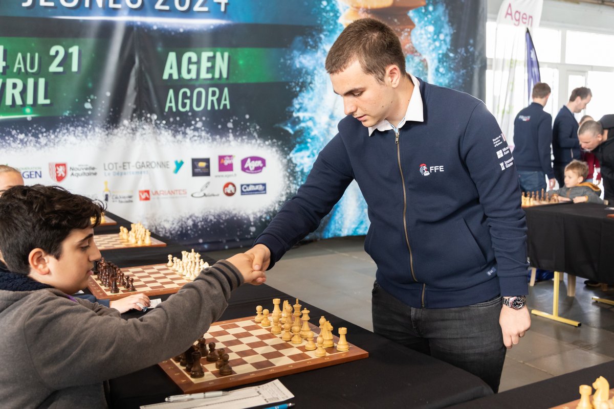 📷 Énorme mise à jour de l'album photo du Championnat de France Jeunes d'Échecs #Agen2024, à retrouver sur flickr.com/photos/1962519…