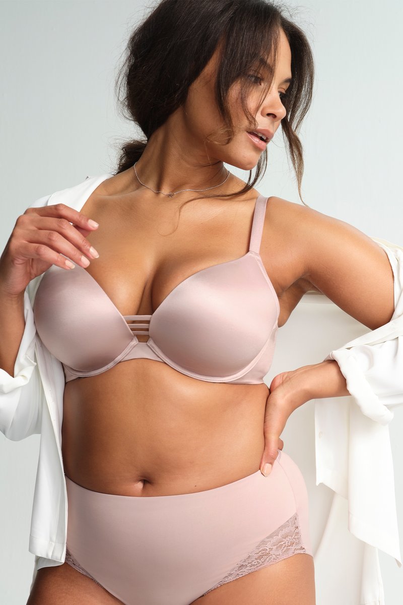 Now for a limited time at @SomaIntimates at La Palmera: 3 for $99 Bras!* *See associate for details, exclusions may apply.