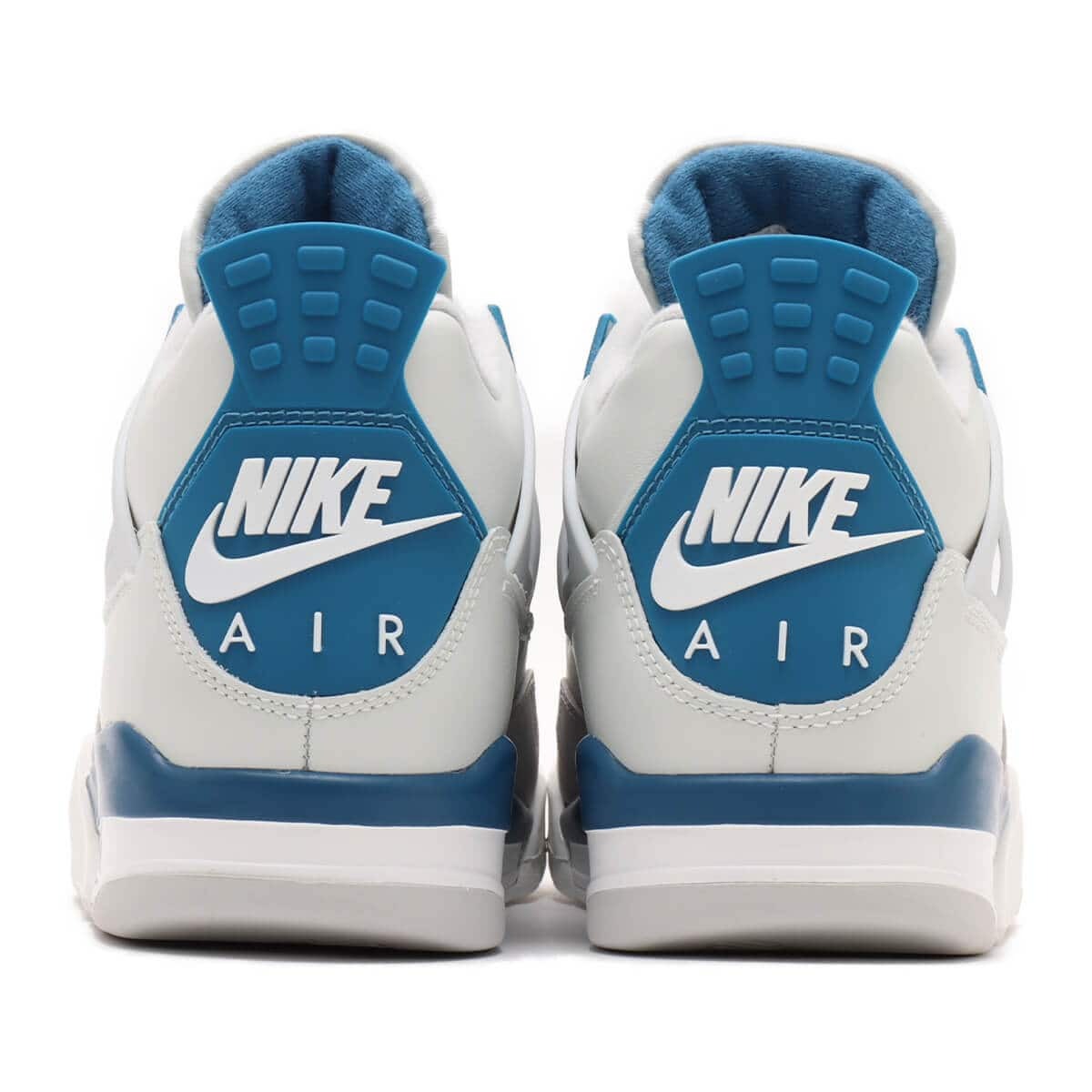 【国内5月4日発売予定】NIKE AIR JORDAN 4 RETRO OG WHITE/NEUTRAL GREY-MILITARY BLUE(FV5029-141) ⇒sneakerwars.jp/items/view/7802 #sneakerwars #スニーカー #ナイキ