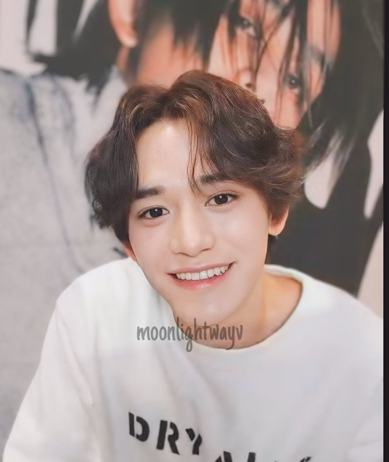 your smile lights up my whole universe⭐️🤍