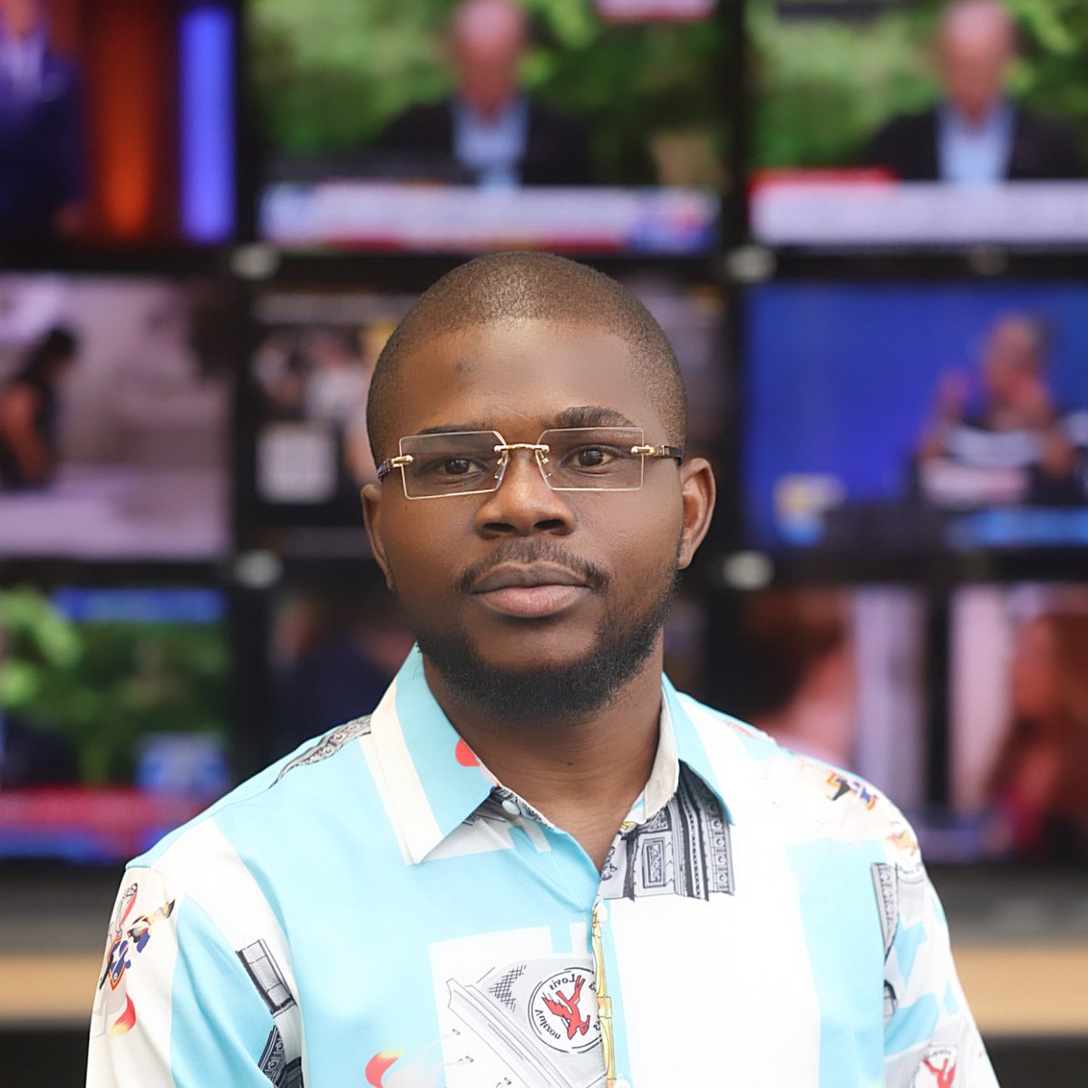 Ph. D. student @UgochukwuCFR received the Student Impact Grant for his project Ọgbanje - the Sickle Cell Disease Misinformation in Nigeria: Media as a SOURCEtainable Solution. This grant will help support his research over the summer. 1/2